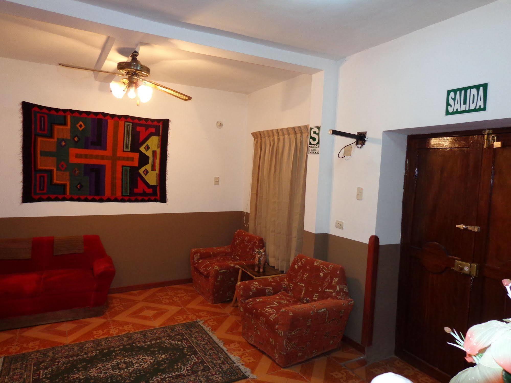Hospedaje Casa Inkusco クスコ エクステリア 写真