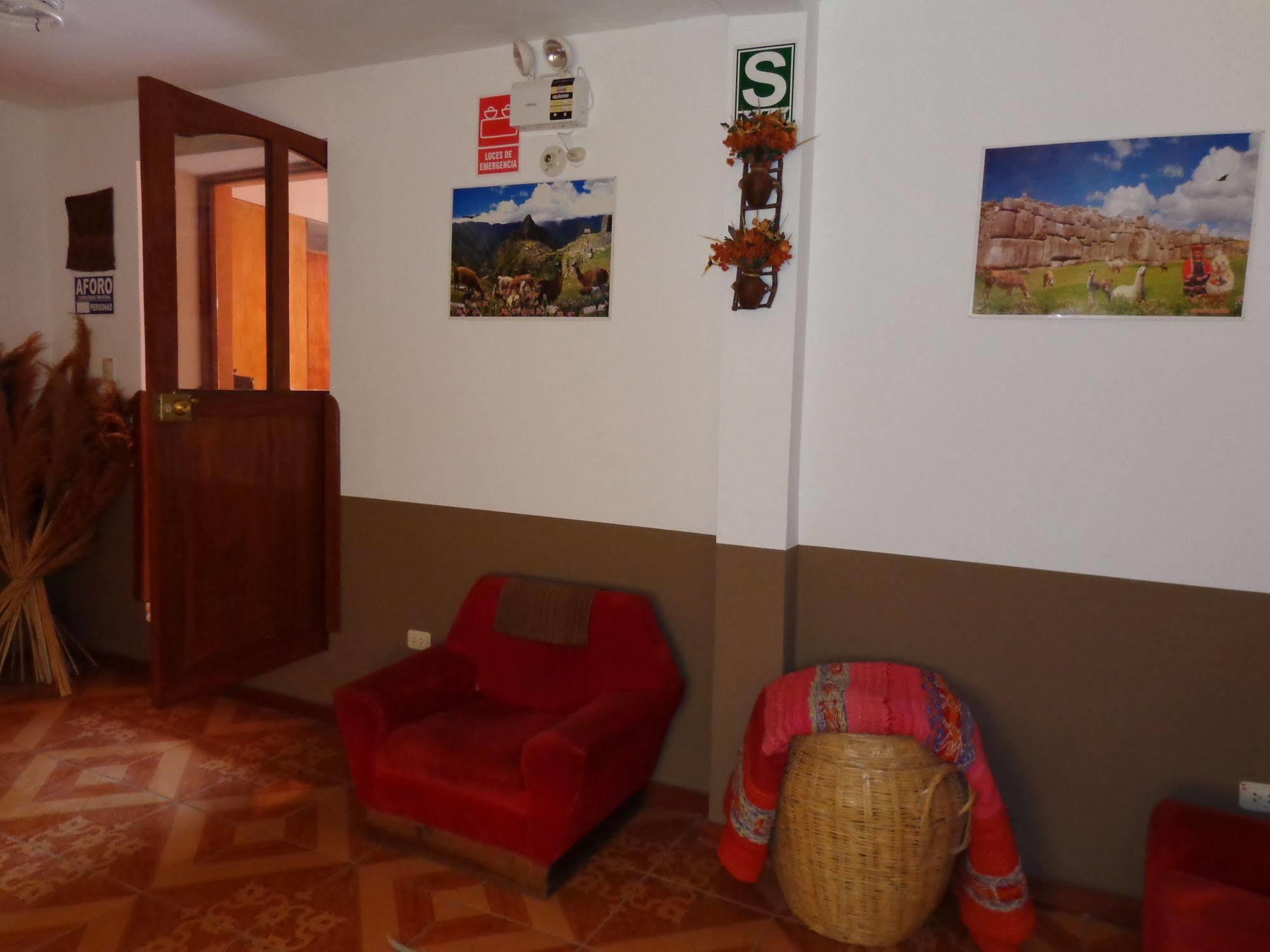 Hospedaje Casa Inkusco クスコ エクステリア 写真
